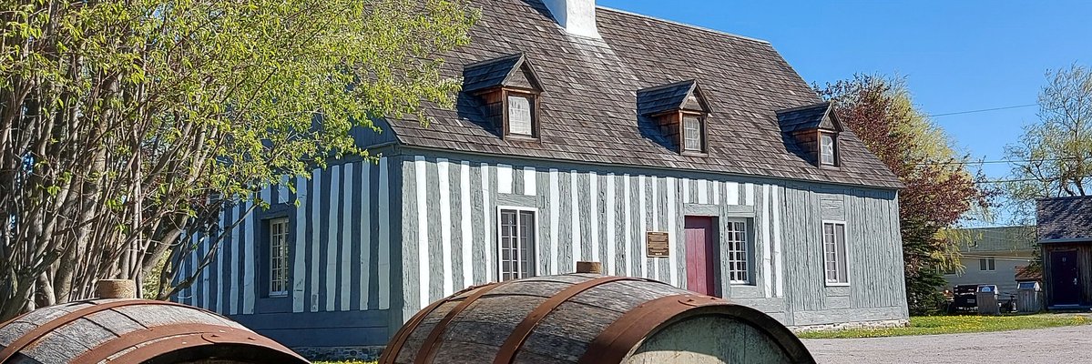 JeffdeStGermain's tweet image. Venez nous rencontrer à partir de 9h00 dimanche le 6 juillet! Plein d'activités sur la vie en #NouvelleFrance vous attendent!
707, boul.du Rivage, Rimouski.
Festivités à la Maison Lamontagne | Quoi vivre à #Rimouski share.google/KeHArhzqP4C2dx…