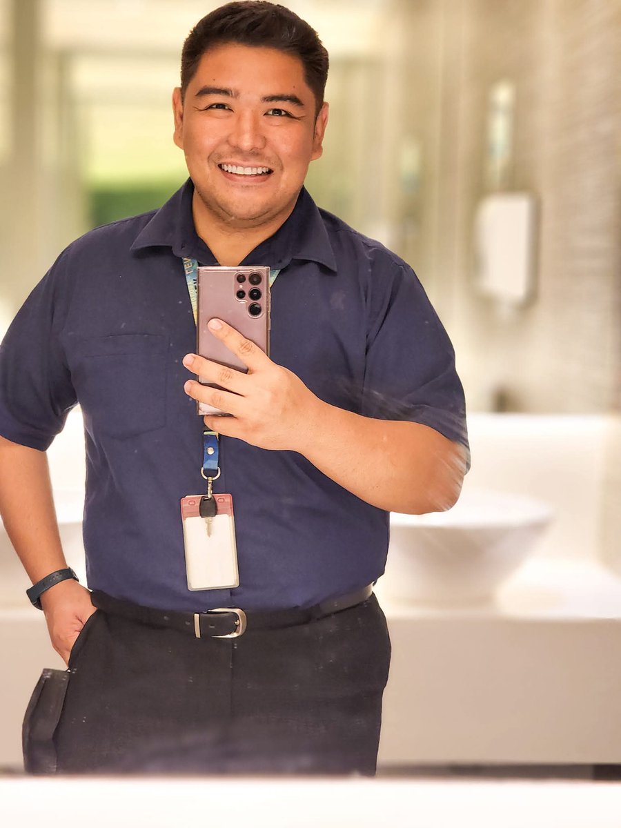 QC_ChubbyGuy's tweet photo. Lobong lobo pa ako nung 2023 π€£ #Chubby #ChubbyPinoy https://t.co/qflf9EswIO
