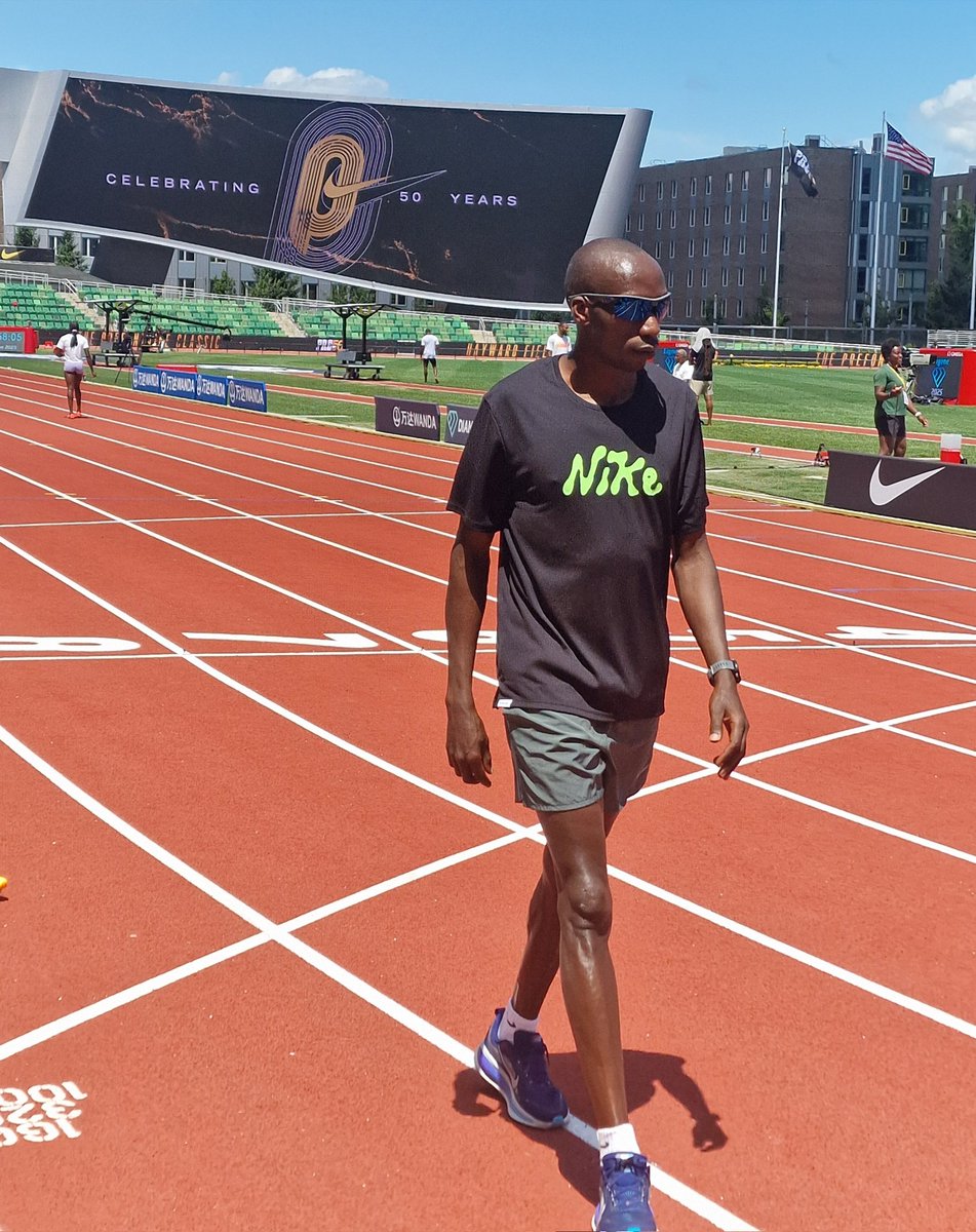tim_cheruiyot's tweet image. 50th Anniversary for @nikepreclassic. 10th Anniversary for me. Great to be back in Eugene for another Bowerman Mile.