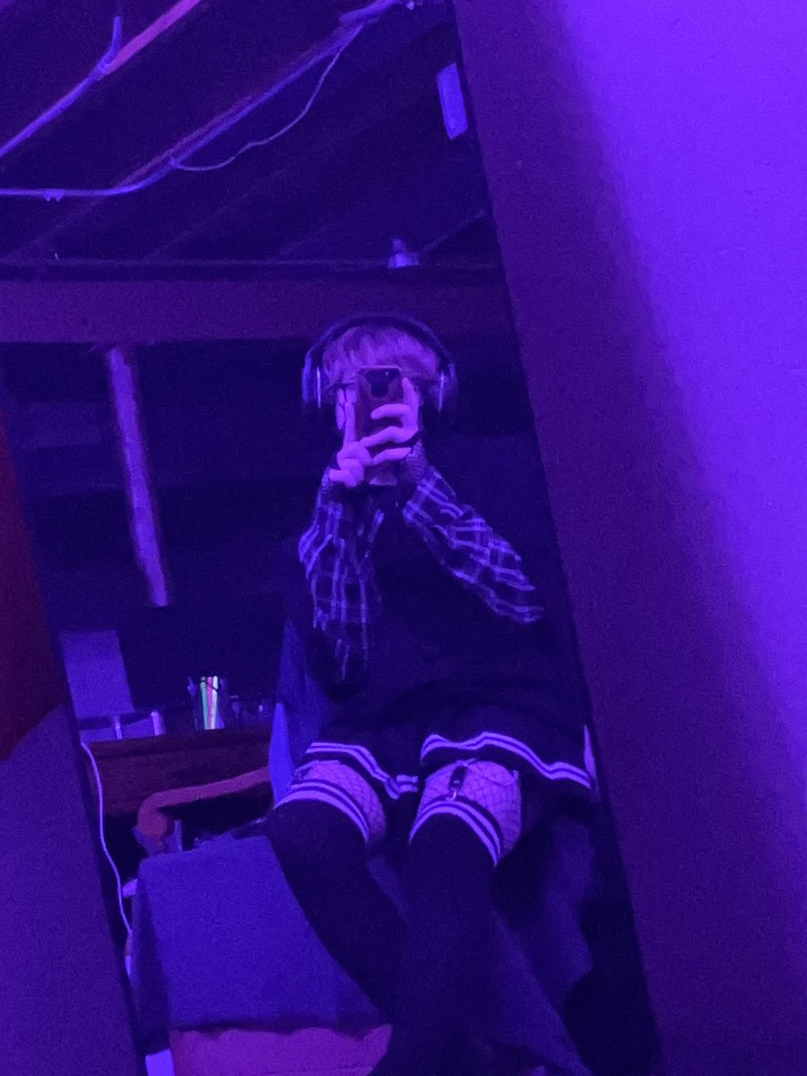 bob_the_tocket's tweet photo. it’s me john femboy, inventor of femboys ama https://t.co/XhL32ImjbN