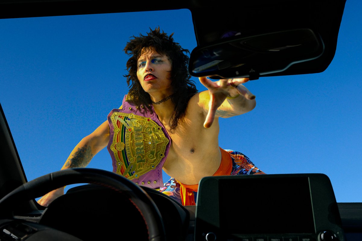 Full Queer Wrestling tweet media