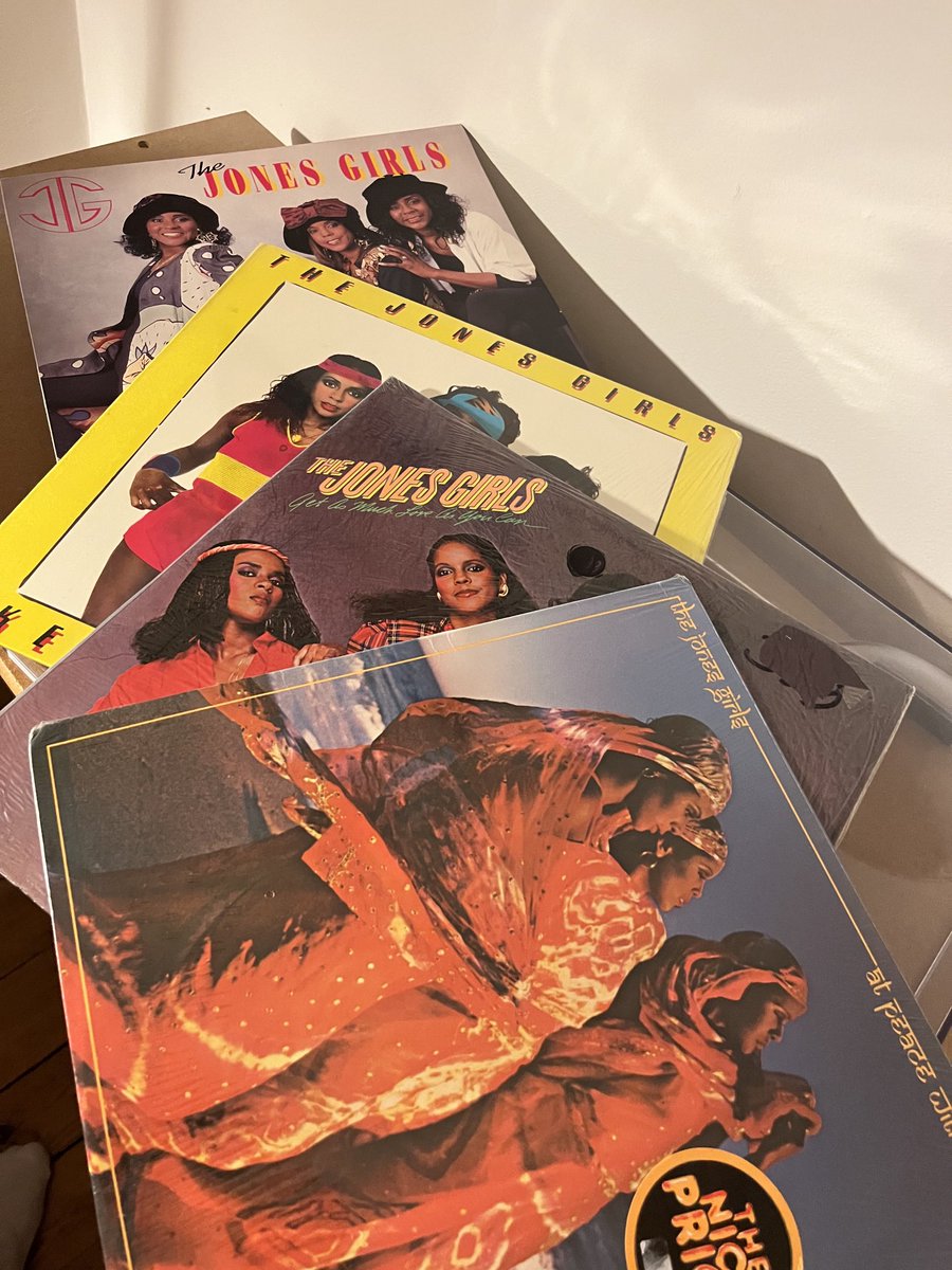 Sorting out LPs. When The Jones Girls hit 💥they hit💥.