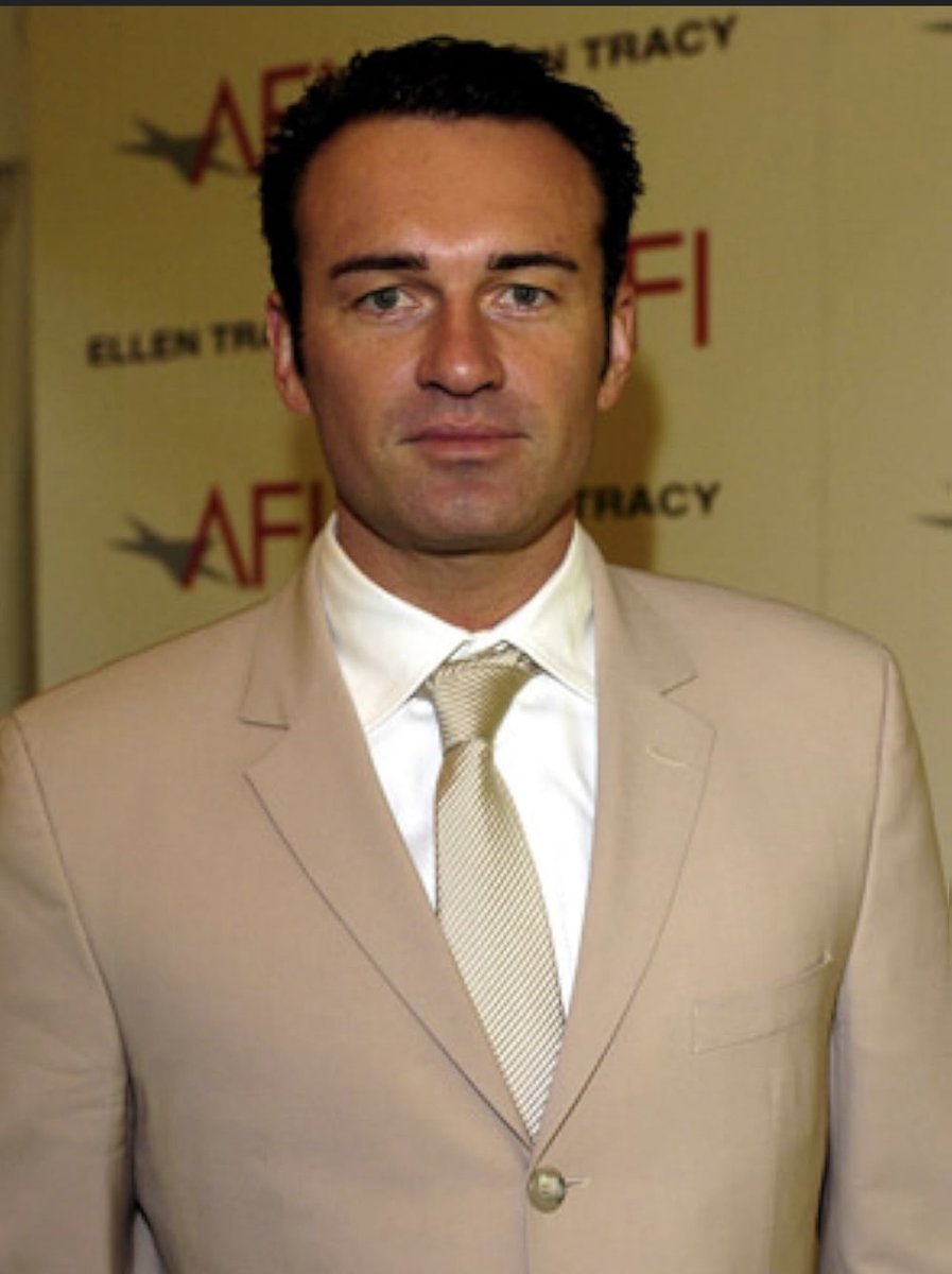 Crushed. Rest in peace, Julian 

Passed on today 

I worked at Paramount Pictures and Julian McMahon and crew filmed F/X series “Nip/Tuck”. Hed film his scenes right outside my office. Between takes and on my way home, I would constantly run into him and he’d always say hello and