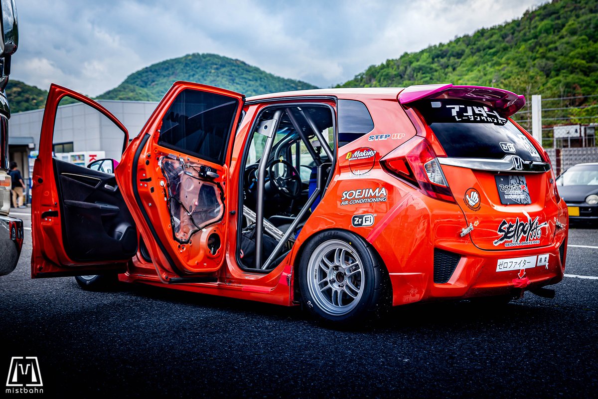 ZeroFighter ANDARE 副島空調 Honda GK5 FIT (JAZZ) サーキット