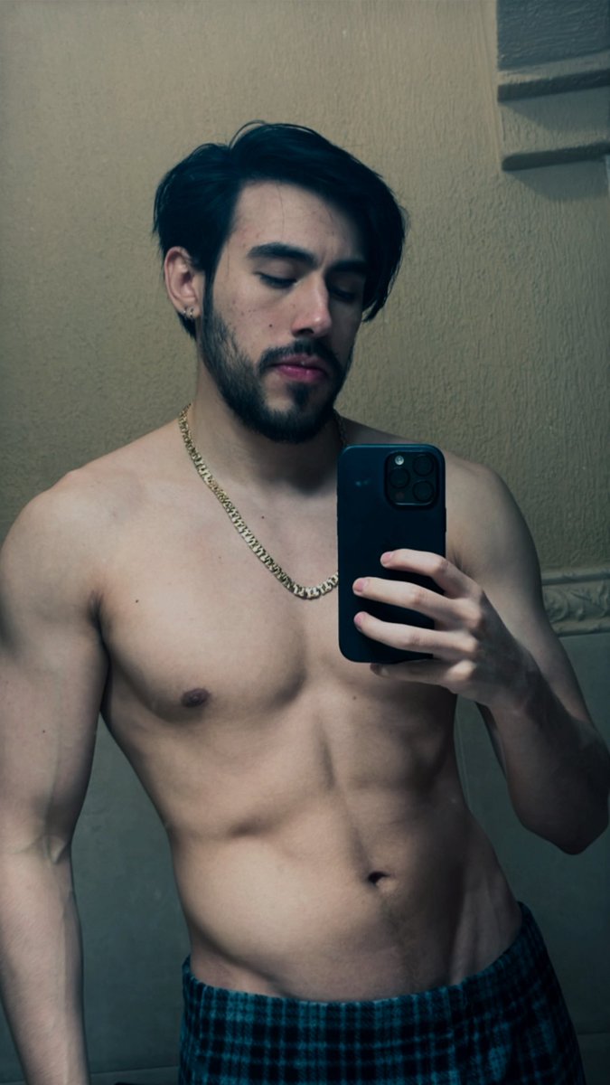IRL EN EL GYM twitch.tv/mrferruzca