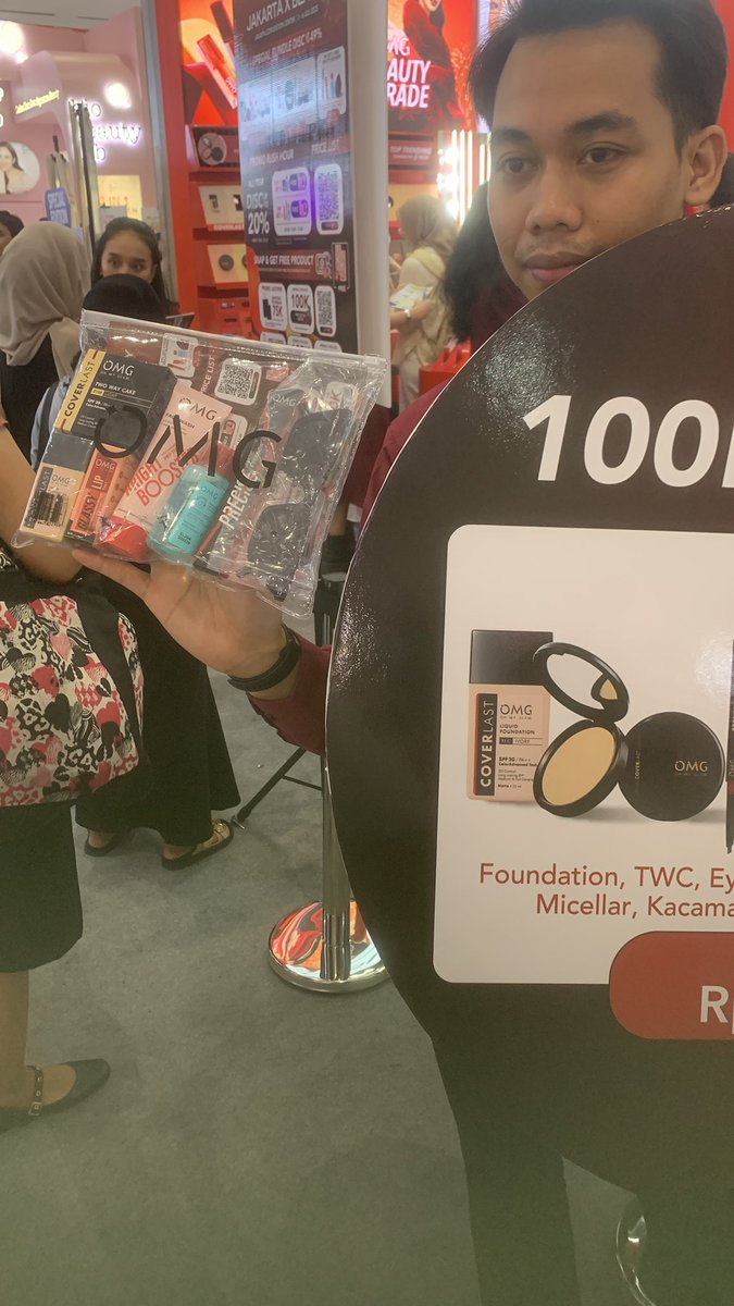 SIRFORJASTIP's tweet photo. Promo OMG jxb 100k get banyak
#jastip #jxb #jakartaxbeauty #zonauang #zonajajan #wts #wtb #omgbeauty https://t.co/LeYeWqqwNH