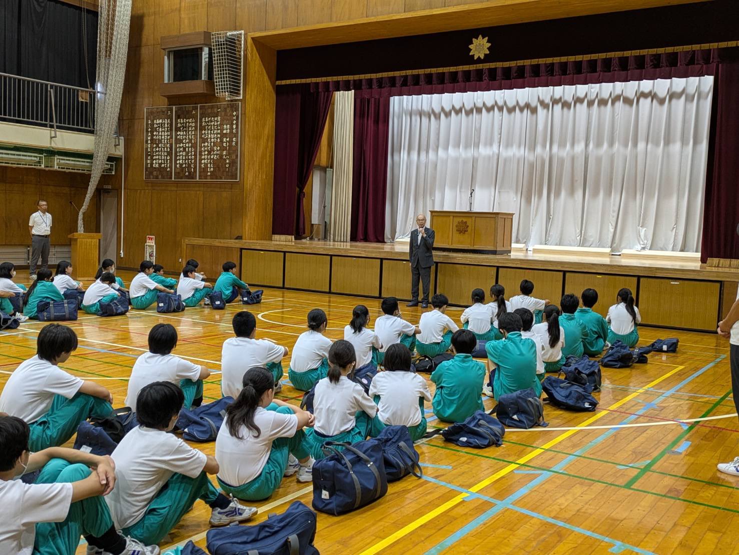 【中古】 明治期地域学校衛生史研究 中津川興風学校の学校衛生活動/学術出版会/高橋裕子 1280px-Mito_Junior_High_School.jpg