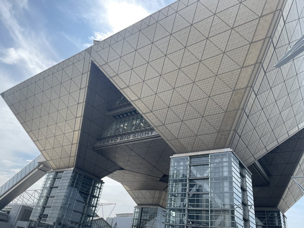 おはようございます☀
会場つきました！