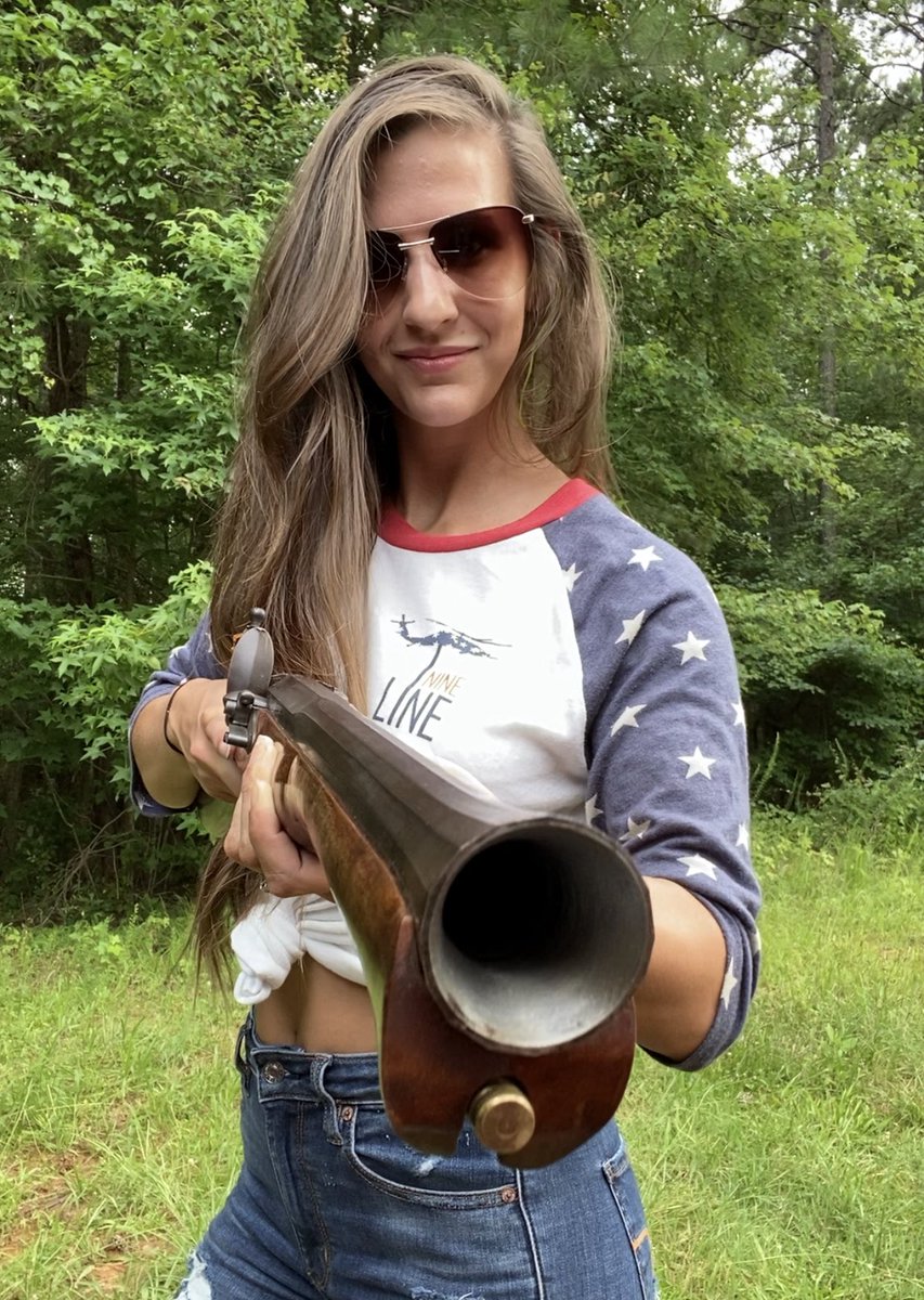 RapidFireRachel's tweet image. Breaking out the Blunderbeast for some Independence Day fireworks! 🇺🇸
How are you all had celebrating 249 years of America? #RapidfireRachel