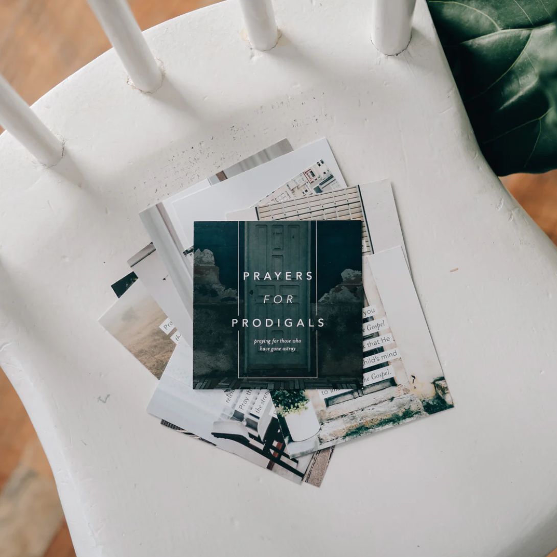 📣 I’ve never seen The Daily Grace Co. #prayer cards this LOW! 😲✨
🛍️ Stock up before they’re gone:
🔗 Prayers for #Anxiety → buff.ly/ERNhhSM
🔗 #Prayers for #Prodigals → buff.ly/3VNxjEc
🔗 Prayers for My #Marriage → buff.ly/B7Joc3M
…and so many more!