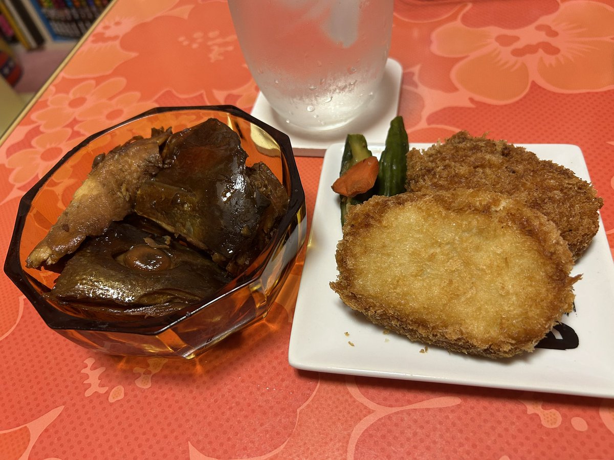 明日は尼崎でライブ〜♪
楽しみなやつ🔥

どうする？
１４時から得一開いてんで？？