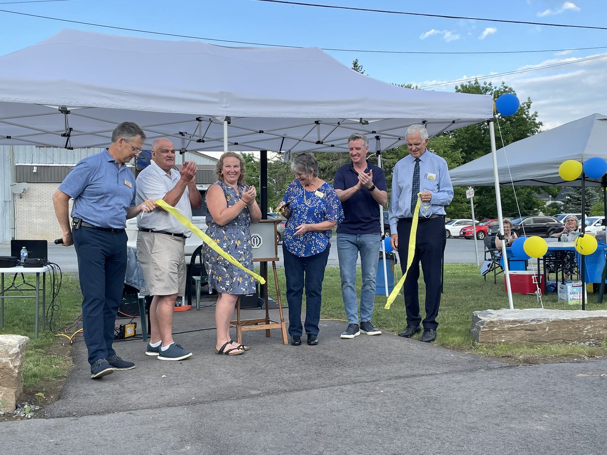 MikeBarrettON's tweet image. Joined with the community to celebrate the grand opening of the new all-season recreation pad in Spencerville and 35 years of service by the Spencerville & District Optimist Club.
Grateful to the Optimists and Agricultural Society for investing in youth, sport, and community.