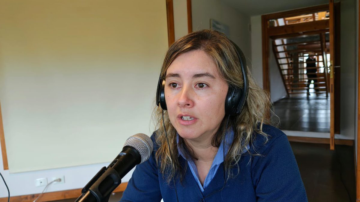 “Pedimos a usuarios que ya se les descongeló la conexión que cierren sus canillas porque si no, no se recuperan los tanques”

fmdellagoesquel.com.ar/pedimos-a-usua…