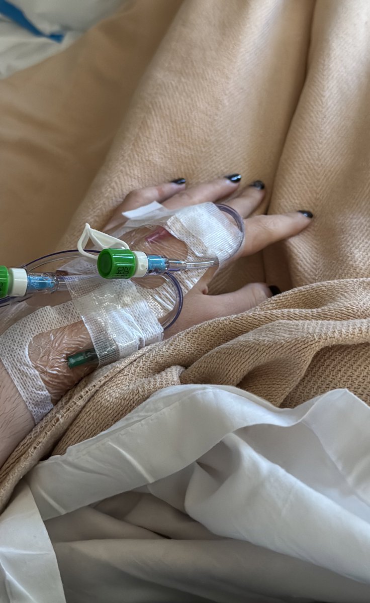 Senz ❄️🩵 tweet media