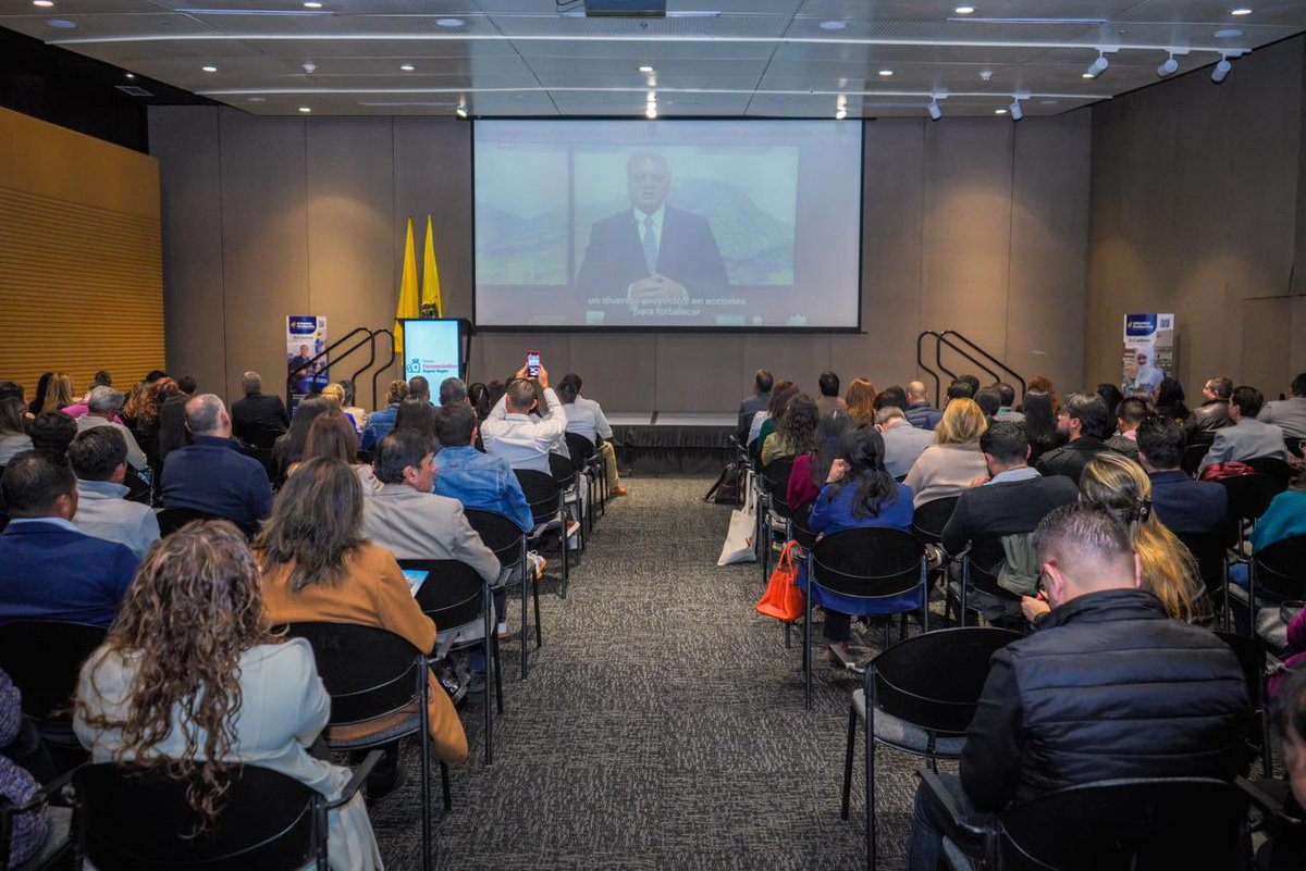#NoticiasDelCambio | Este viernes, desde Bogotá, presentamos los resultados del programa #MejoresProveedoresSalud, liderado por <a href="/MinComercioCo/">MinComercio Colombia</a>, @Col_Productiva y operado por <a href="/PwC_Colombia/">PwC Colombia</a>, que impulsó el encadenamiento productivo de mipymes del sector salud en Colombia.