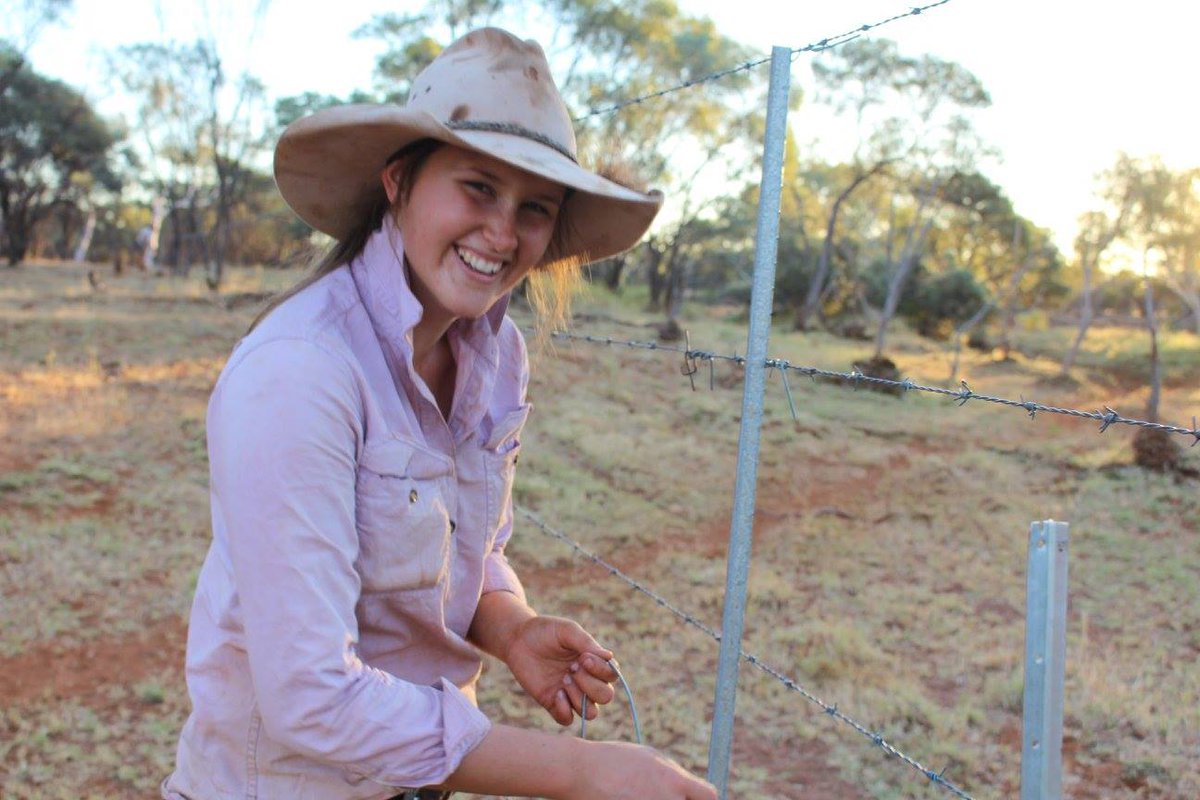 Did you know Aussie ag employs 300K people directly &amp; supports 1.6M more across the supply chain? 🚜💼

From transport to finance, ag careers go far beyond the paddock! What’s your dream job in agriculture? 🌾