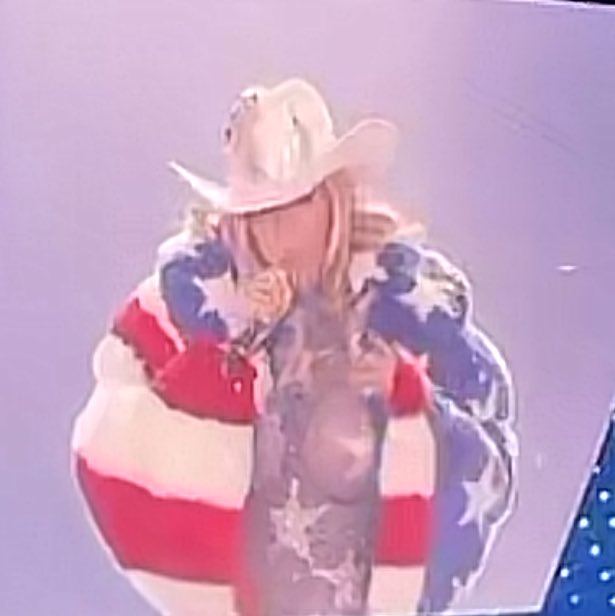 🚨 BEYONCÉ IS SHAKING THE TABLE