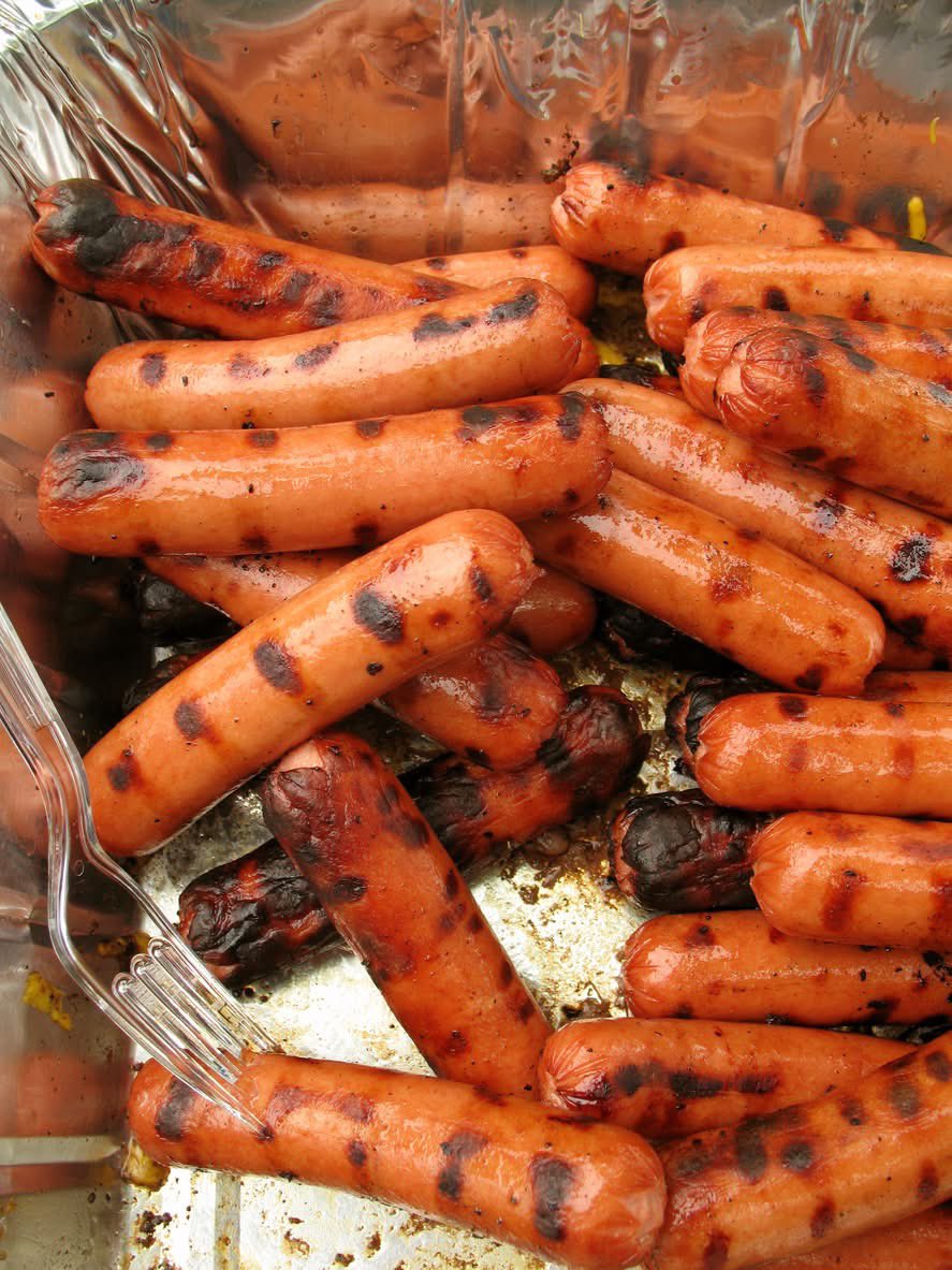 Happy Fourth from Elwood's! 🎆🇺🇸 🌭🐶 

And to everyone who BBQ'd fresh, local, organic lab, pit bull, Rottweiler, or dachshund this year: We truly appreciate your support.