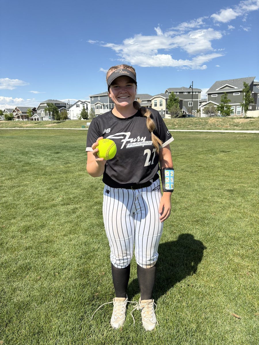 Congrats <a href="/OliviaNagel27/">Olivia Nagel</a> for hitting another 💣 today!!!!