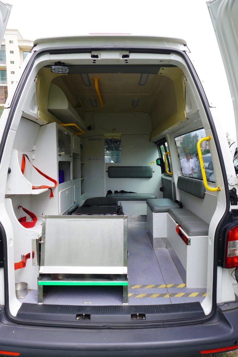 Эдийн засаг хөгжлийн сайд асан Ч.Хүрэлбаатар энэ жил  100 жилийн ой нь тохиож буй Увс аймгийн Давст, Тариалан сумдын эмнэлэгтээ түргэн тусламжийн машин гардуулан өгчээ. Нутаг орон иргэддээ  бодит тусламж болох нүдээ олсон  хандив болжээ.
<a href="/KhurelbaatarCh/">Khurelbaatar Chimed</a>