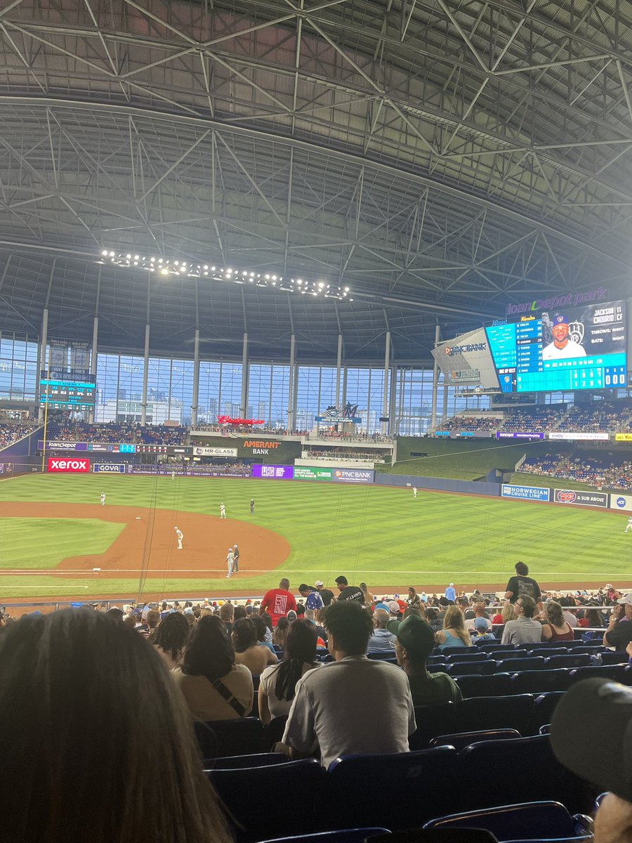 PackerMac215's tweet image. Brewers Baseball Lets Go Crew!!