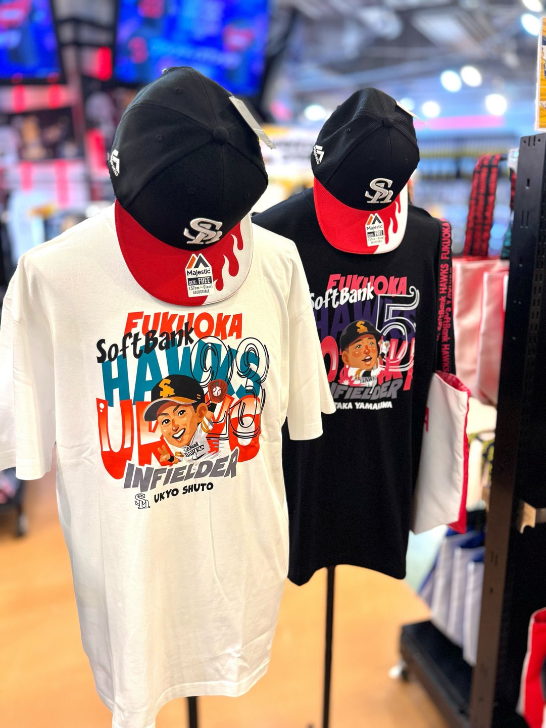 ホークス　SoftBank Hawks ジャンパー Sサイズ　ほぼ新品 ホークス公式オンラインストア