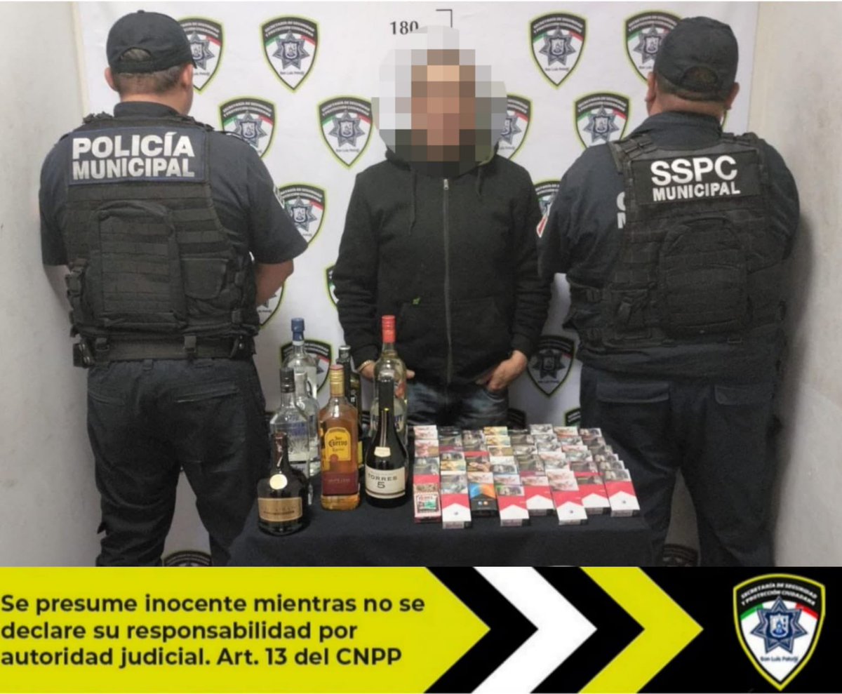 ✴️Oficiales de Guardia Municipal detienen a hombre señalado por el delito de robo a comercio

⚠️El implicado sustrajo 10 botellas de vino y 58 cajetillas de cigarro de una tienda ubicada al exterior del Club Campestre

🗣️Personal de seguridad al detectar la intrusión del sujeto