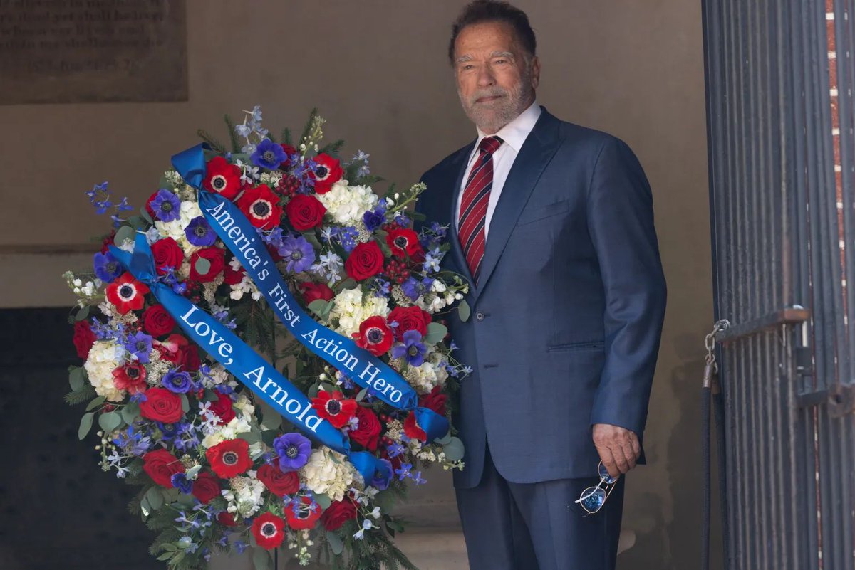 Arnold <a href="/Schwarzenegger/">Arnold</a> lays wreath at George Washington’s tomb at Mount Vernon, pays tribute to ‘America’s First Action Hero’ buff.ly/yFXBPj3