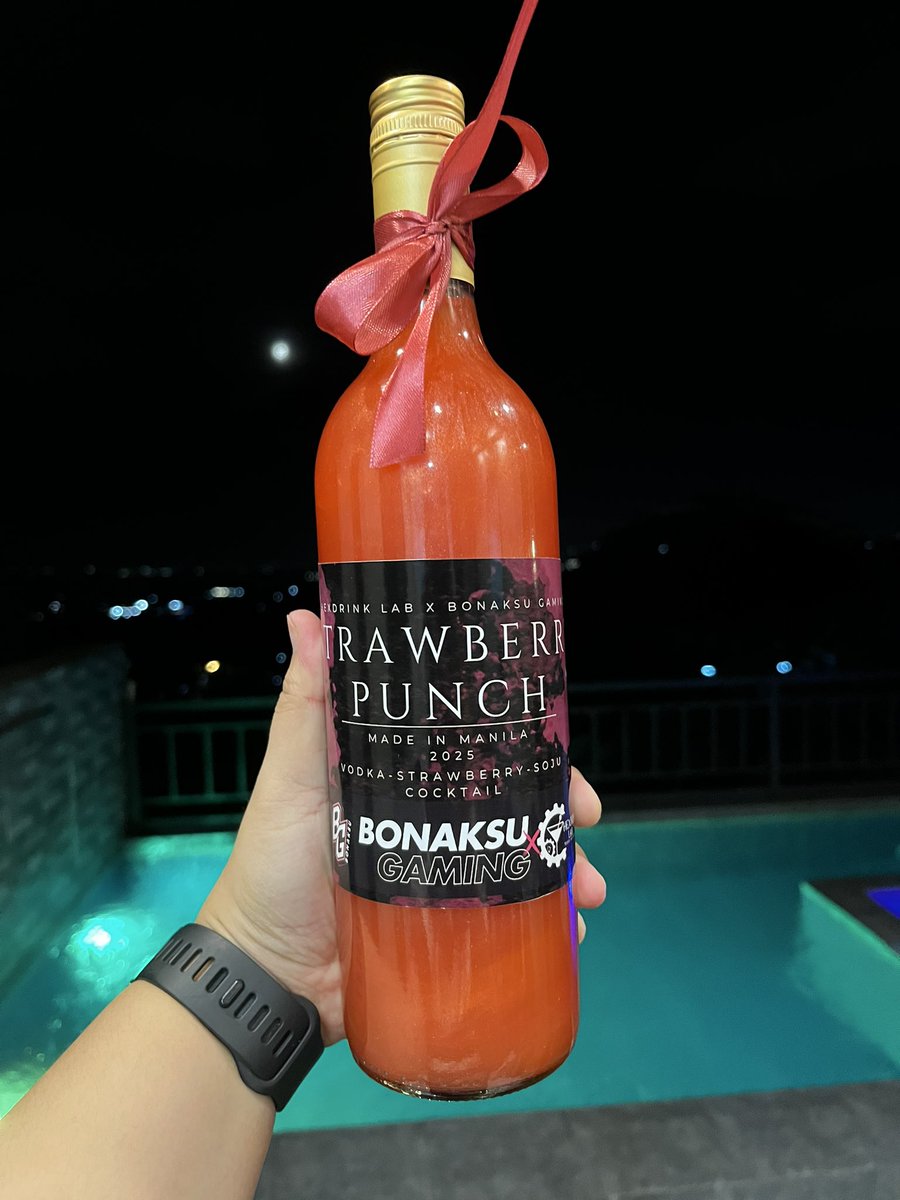 bonaksugaming's tweet image. Hexdrink Lab x Bonaksu Gaming Strawberry Punch 🍹