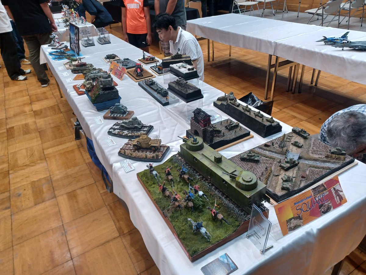 cO8FCBSUSTv1Z2's tweet image. 今日、明日と愛知県半田市で開催の模型展示会に参加しています。
オールジャンルの展示会です。
飛び入りも大丈夫ですよ