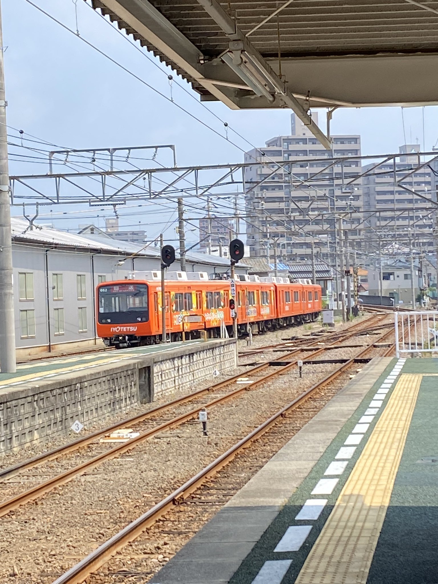 【 大型鉄鈴/馬鈴 】　室町時代　約10ｃｍ 鉄 風鈴 (南部岩鋳)