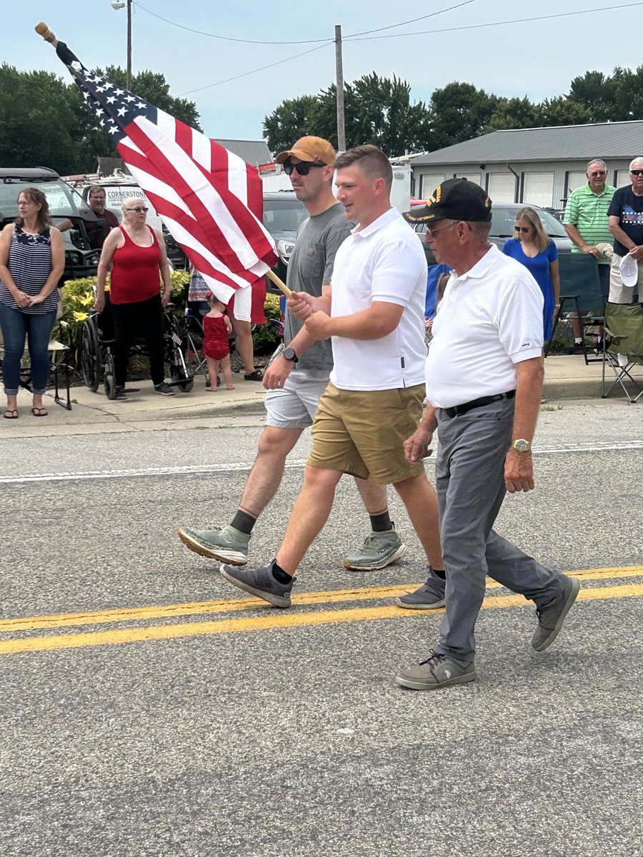 Couple former Comet players presenting the colors today to kick off 12 Mile parade. Proud of all players who served or currently serving!