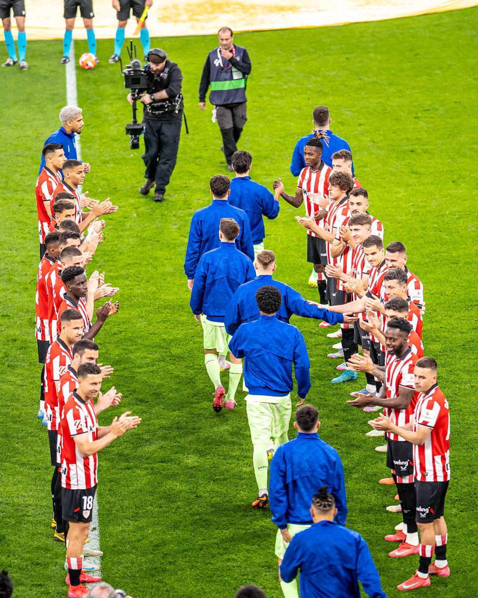 enrikeee (@kikeee_no) on Twitter photo 