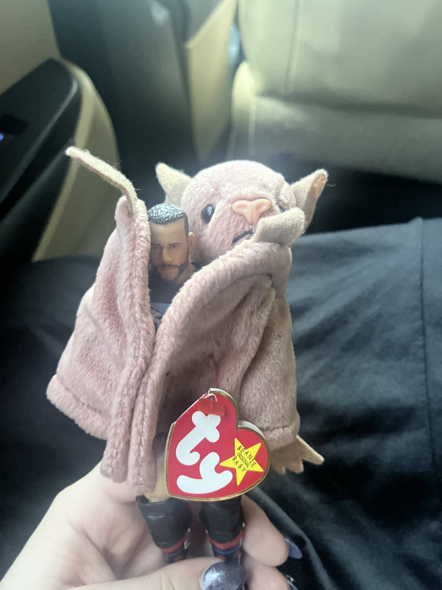 guys it's me in bat form