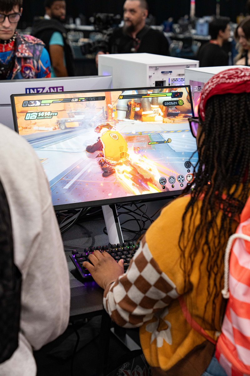 MDOTRAGE's tweet image. ▽ ZENLESS ZONE ZERO V2.0 // PLAYABLE NOW
Enter the Hollow. Experience Version 2.0, All new content at the M.RAGE Rage Booth at #AX2025!
✅ New Agents: Yixuan, Ju Fufu, Pan Yinhu
✅ New Event: Gravitational Attraction
📍 Booth 208 — Entertainment Hall
@ZZZ_EN | #zzzero