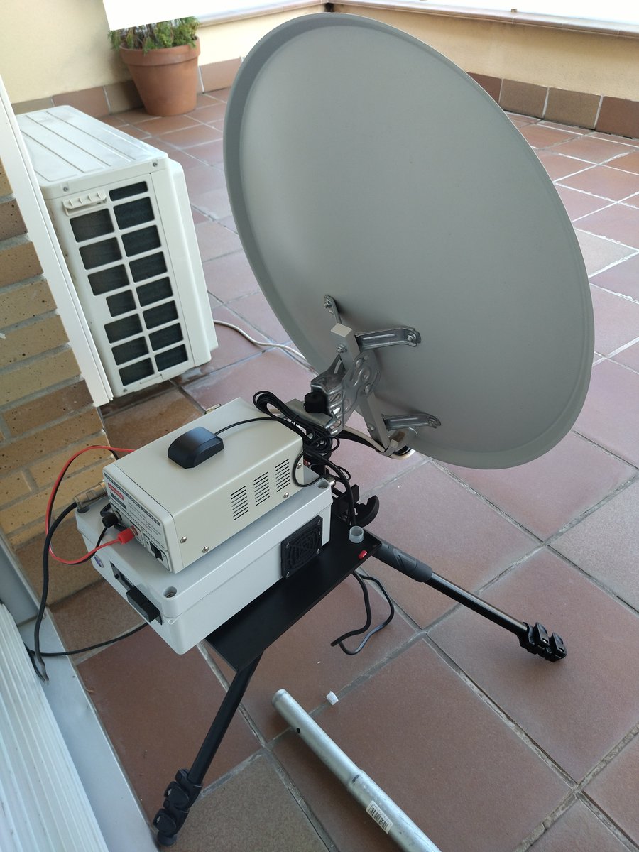 Awesome Friday afternoon on #QO100 again!! Finally QSO'd <a href="/BG0EUQ/">BG0EUQ</a> #BG0EOQ #BG0FFH!! Yayyy!!! TNX so much!!🤩🤩🥳 I also chatted with #EA2AZW who gave me advice on refining my signal's quality... BTW no freq drifting anymore!😃🥳 Next time I'll use my Malahit DSP2 on the downlink👍