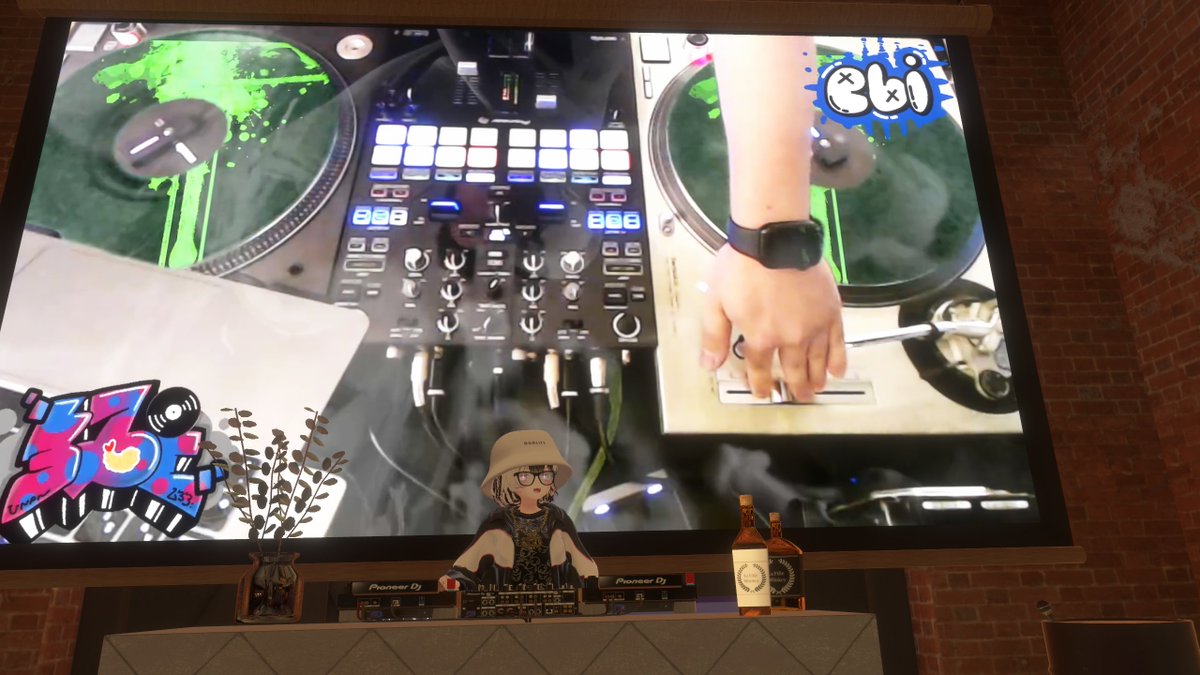 yoru019's tweet photo. 昨夜は #BarRest でした!遊びに来て下さったみなさん、メインDJ ebiさん、オープンデッキはtakkunさん、Rainy Daysさんでした!みなさん素敵な時間をありがとうございましたー!!
また次回お会いしましょう!! https://t.co/oSNf3QV4LF