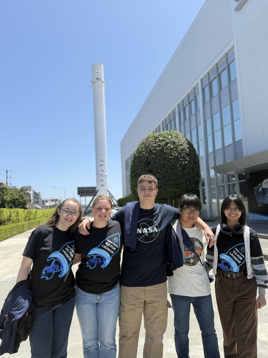 HigherOrbits's tweet photo. The 1st day all the #HigherOrbitsInAustralia students were assembled together was in LA! We toured @HadrianInc & @SpaceX which were both out of this world amazing & had dinner at @TheProudBird before hopping on our @united to Sydney for the #InternationalScienceSchool. #STEM https://t.co/QA7fwReRyA