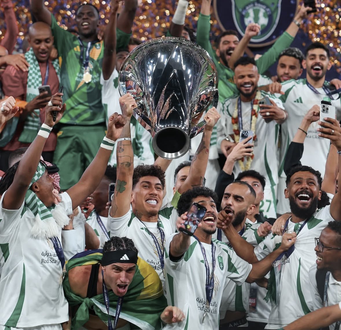 جبر العتيبي (@jbrf10) on Twitter photo هل سيتم دعم الملكي في مشاركاته الخارجية القادمة كمافعلوا مع الهلال؟
اتمنى ذلك لاسيما وأن الملكي هو من رفع سمعة الكرة السعودية عاليا بتحقيقه كأس النخبة الآسيوية.
@<a href="/ALAHLI_FC/">النادي الأهلي السعودي</a> <a href="/PIFSaudi/">صندوق الاستثمارات العامة</a> هل سيتم دعم الملكي في مشاركاته الخارجية القادمة كمافعلوا مع الهلال؟
اتمنى ذلك لاسيما وأن الملكي هو من رفع سمعة الكرة السعودية عاليا بتحقيقه كأس النخبة الآسيوية.
@<a href="/ALAHLI_FC/">النادي الأهلي السعودي</a> <a href="/PIFSaudi/">صندوق الاستثمارات العامة</a>