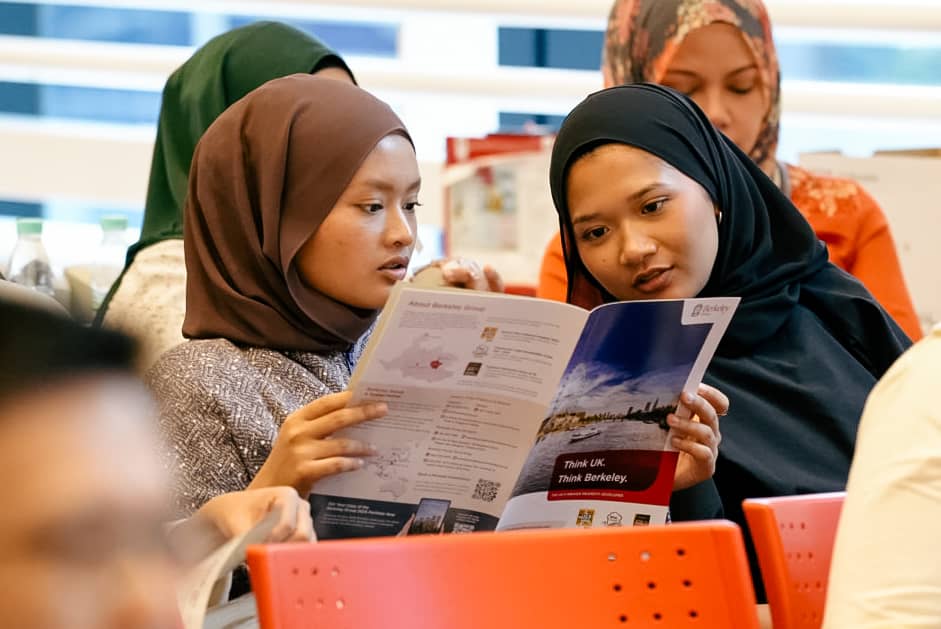 my_British's tweet image. 🎓 That’s a wrap on our first Study UK Pre-departure briefing session yesterday! You can still join our virtual session to get your questions answered on visas, travel prep, and settling in the UK!
📅 6 July 2026 at 4:00 p.m.
📍 facebook.com/share/19YP2Jsy…