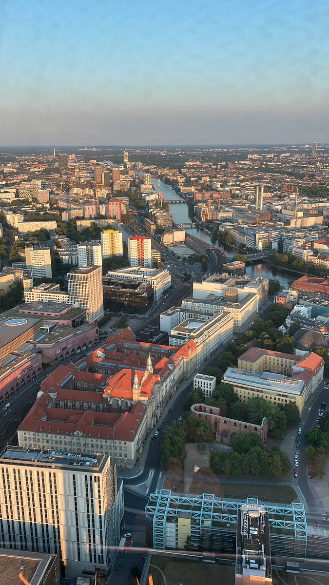 ComputingCottee's tweet image. All home safe and well. Very tired but what a trip! #Berlin25