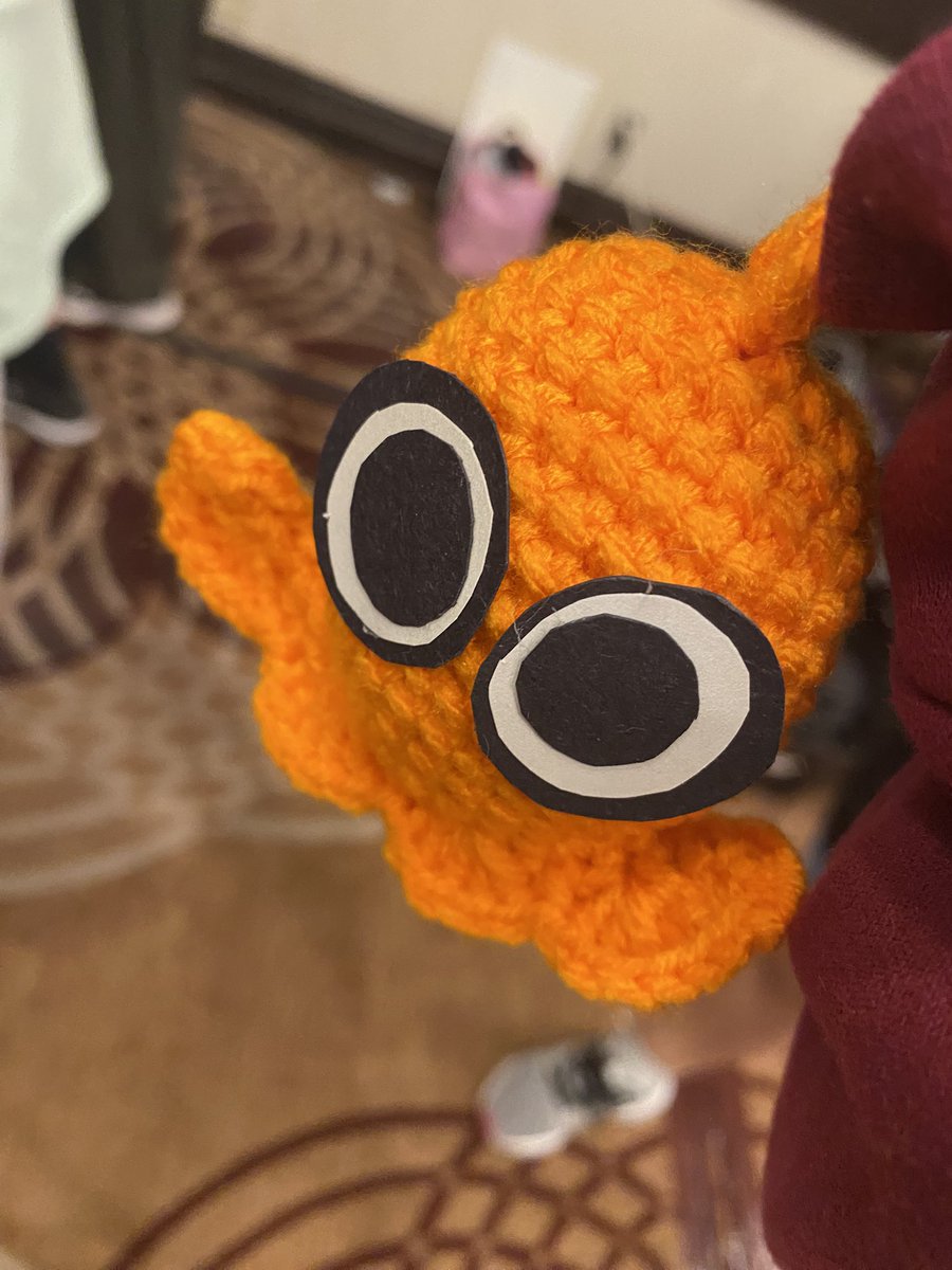 F_mmyy's tweet photo. GUYS LOOK ITS MEEEE<33 i love this lil guy

Ty for giving me this whoever you are and ty to ideas yayaayyy https://t.co/qqhBmF8SGL