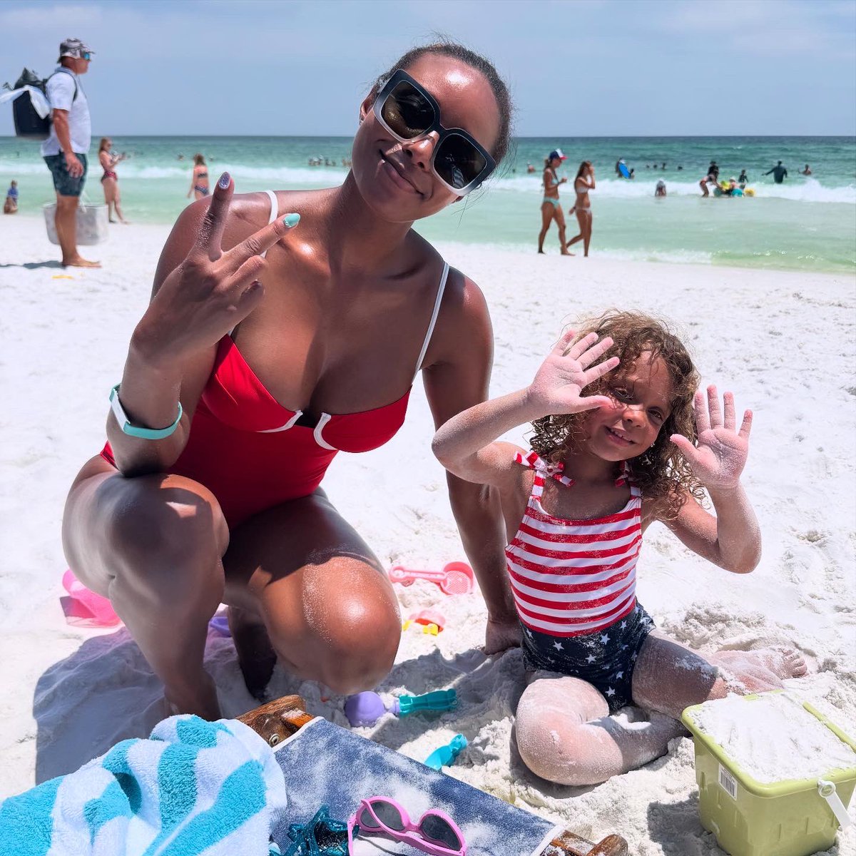 Happy 4th!! 🥳🇺🇸