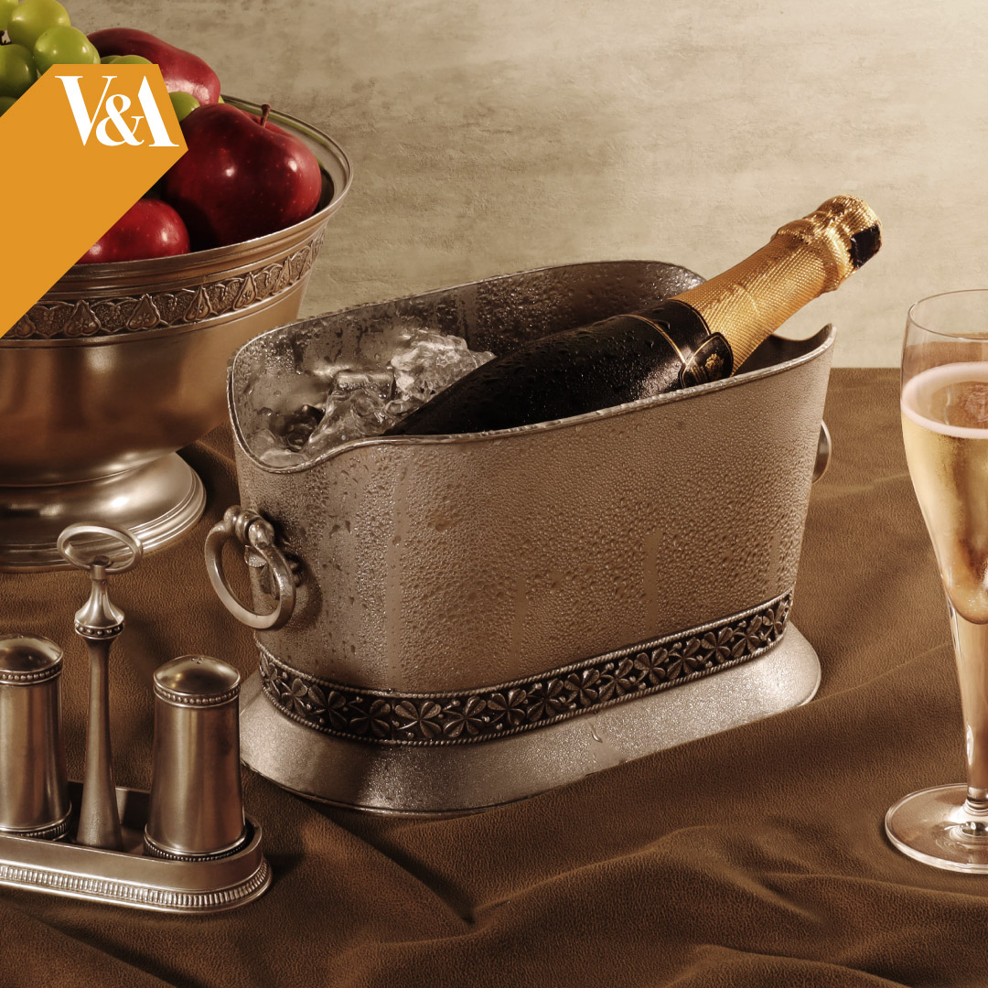 Weekend wind down.

#RoyalSelangor #Evoke #HomeandLiving #Gift #GiftIdeas #Drinkware #Wine