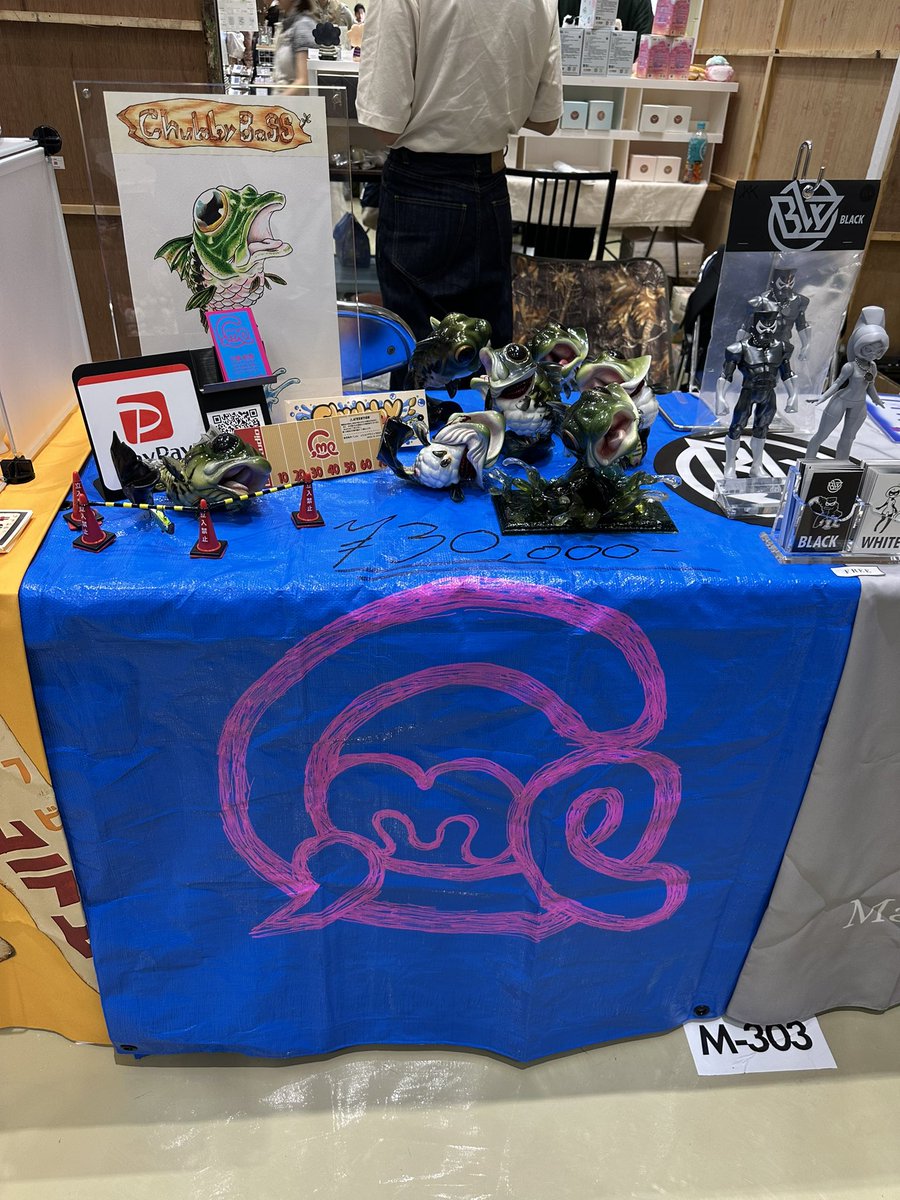 cmo_st_sv's tweet image. この日が来てしまいました。
初の出展で緊張してます。
西館　M-303でお待ちしてます。