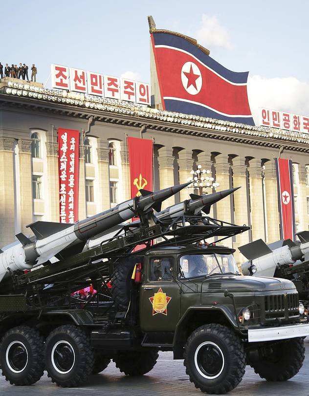 Neste 4 de Julho, comemoramos a nação da bandeira estrelada de listras vermelhas, azuis e brancas❤️💙🤍

E seus lindos fogos de artifício

🎇🎇🎇🎇🎇