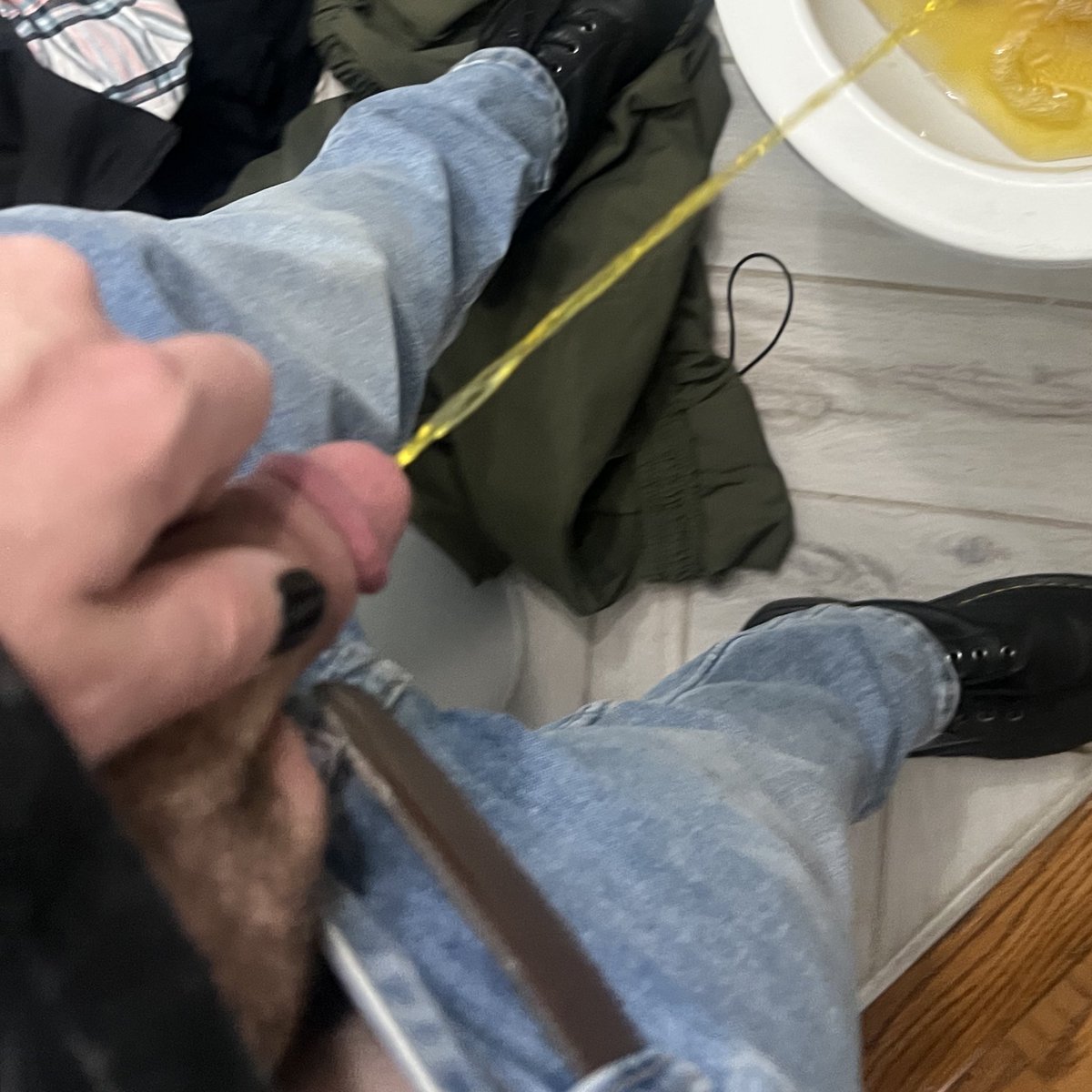 which one of you piss for brains boys would be brave enough?