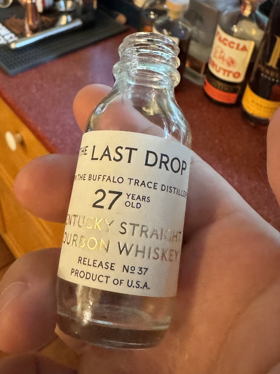 A great pour to share with friends for the holiday