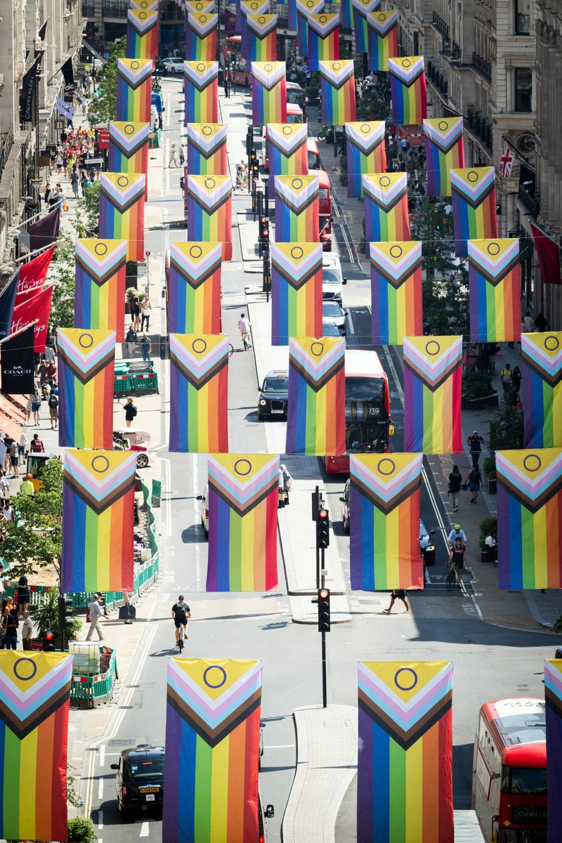 stevedw40's tweet image. ⁦@BatterseaLabour⁩ ⁦@PositiveEast⁩ ⁦@wandbc⁩ To all marching in or watching the parade - A very Happy Pride to all and hope you enjoy the day