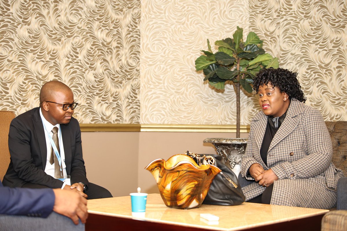 MINISTER KUBAYI ARRIVES AT EMPERORS PALACE FOR LEGAL PRACTITIONERS FIDELITY FUND AND YOUNG LAWYERS CONFERENCE

Justice and Constitutional Development Minister, Mmamoloko Kubayi, has arrived at Emperors Palace in Kempton Park, Gauteng. She was warmly received by the President of